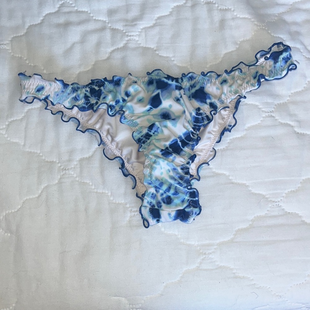Bikini bottoms